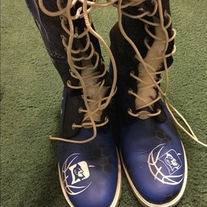 Custom Made Women’s Timberland Boots Size 9